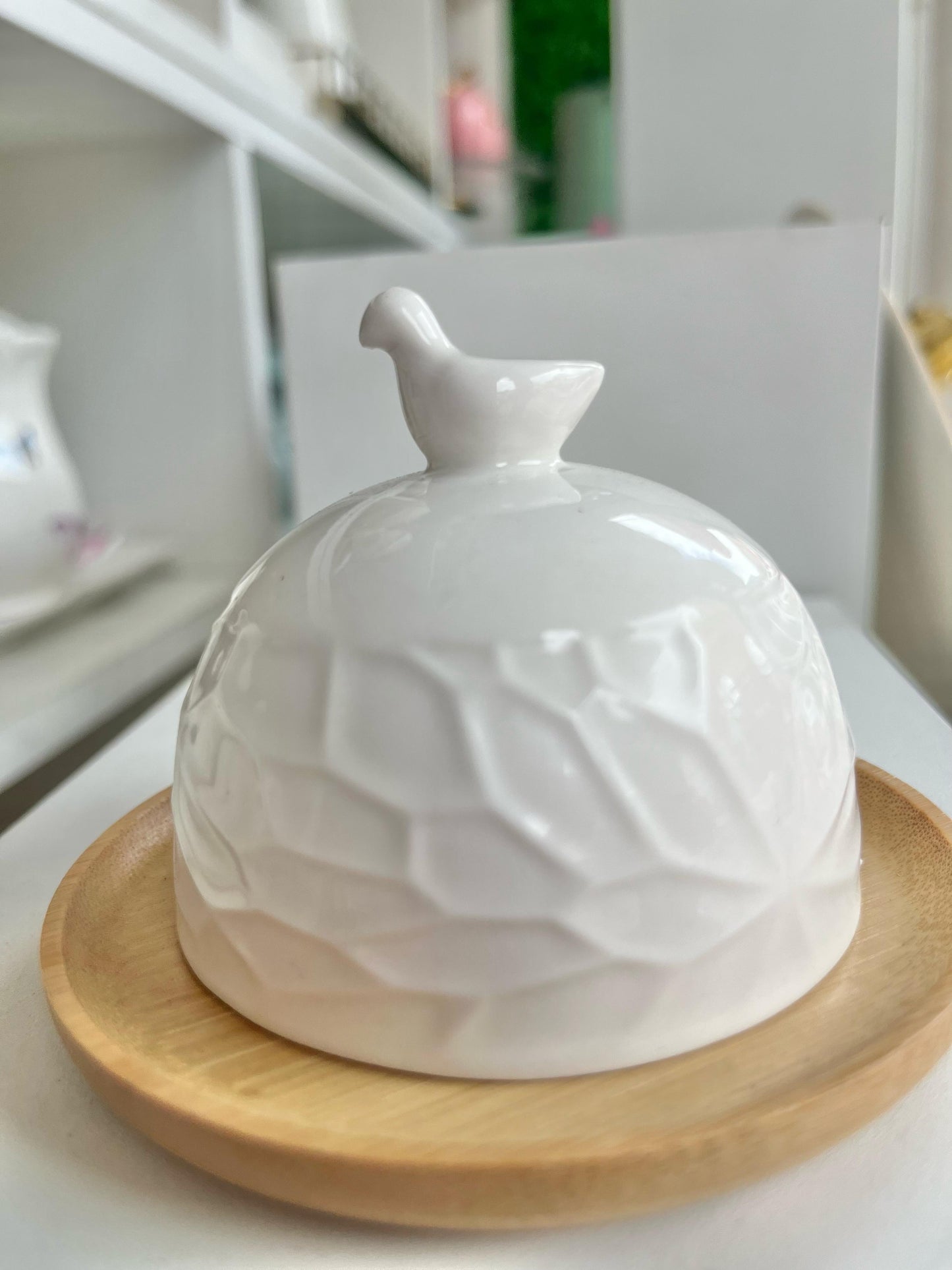 Manteigueira Oasis 10cm Branca- Porcelana e Bambu- HAUSKRAFT PREMIUM