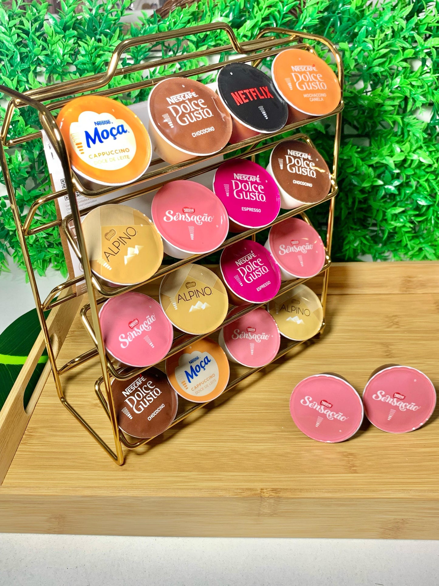 PORTA CAPSULAS DOLCE GUSTO DOURADO  AÇO CARBONO RESISTENTE 32 CAPSULAS