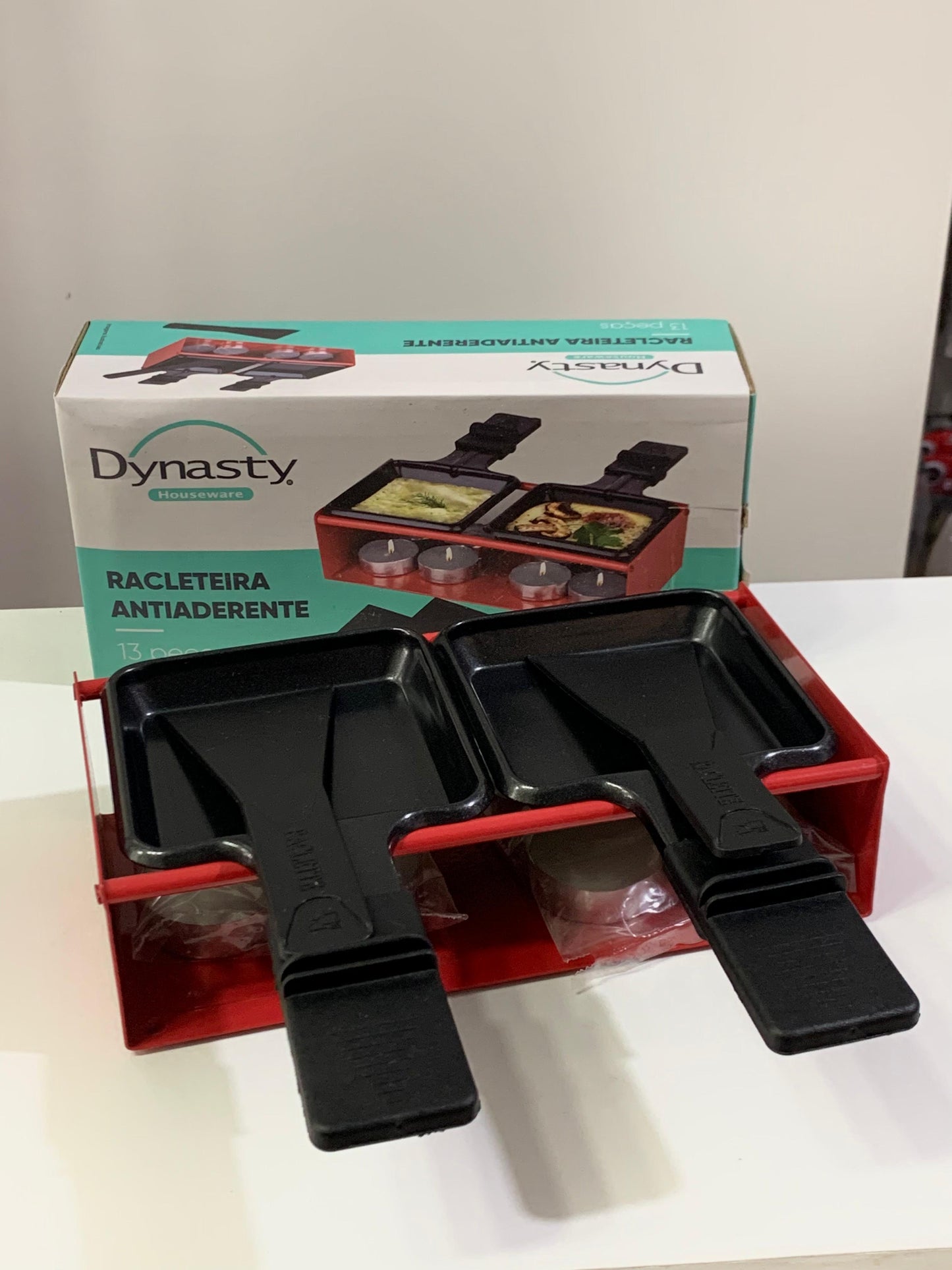 Kit Conjunto Racleteira Derretedor De Queijo Antiaderente Cor Vermelho