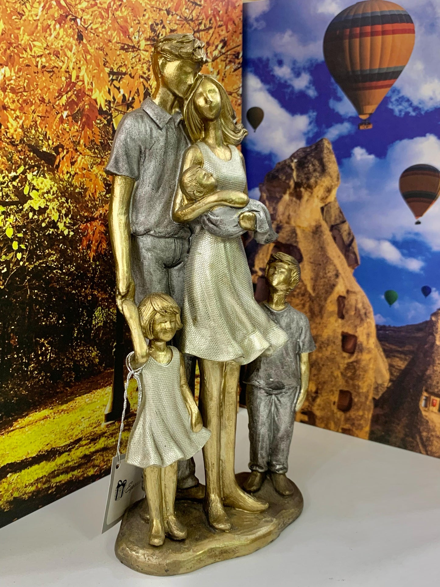 Escultura Estatua Familia Decorativa Mabruk Casal 3 Filhos