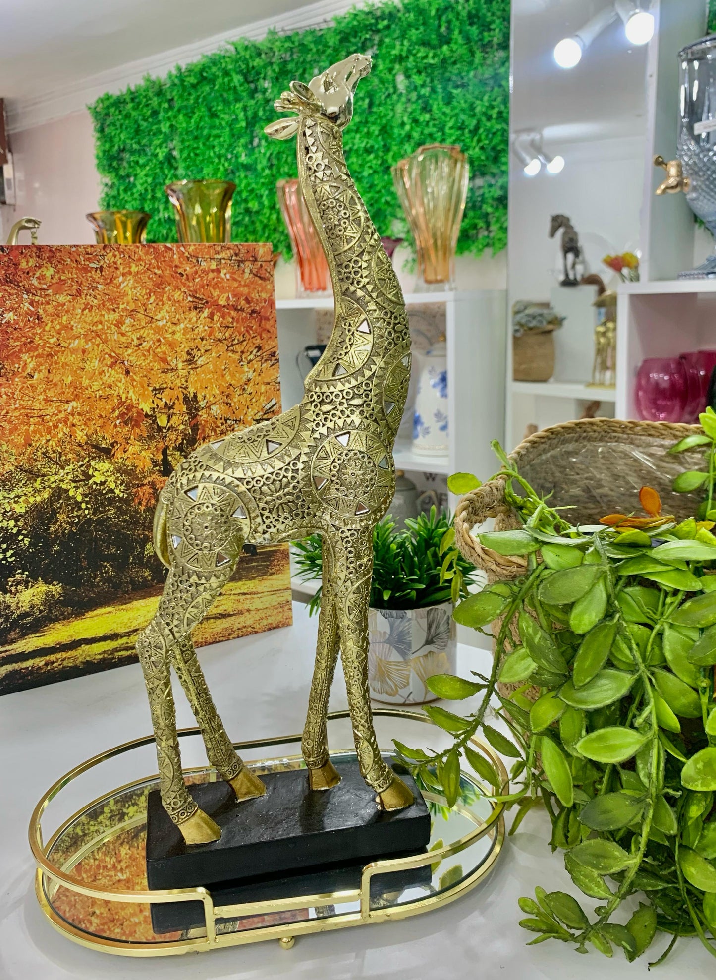 Mabruk Girafa Decorativa Dourada