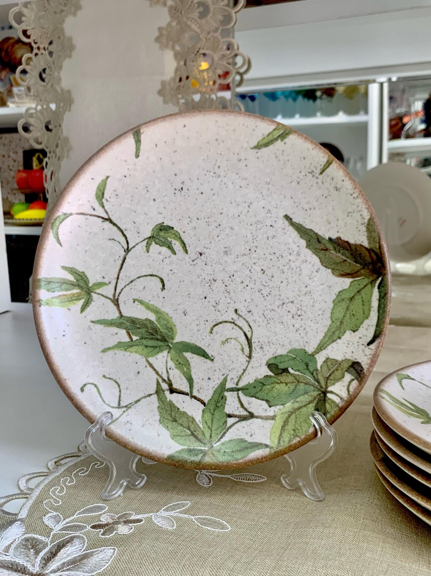 Prato Coup Tropical Leaves 21cm