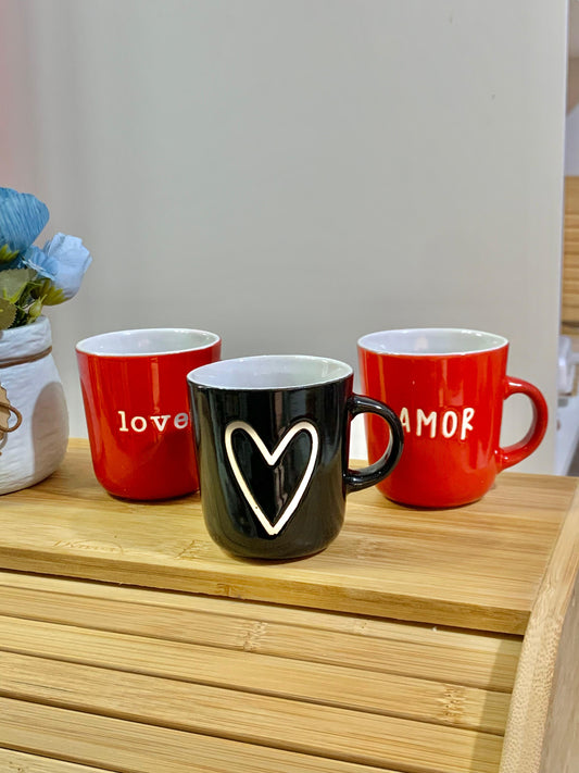 Caneca de Porcelana Love 170ml