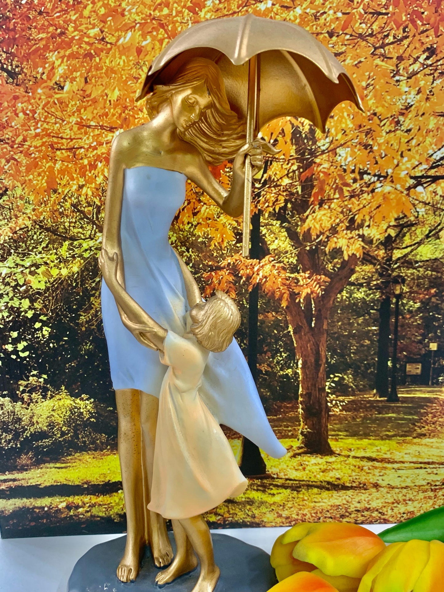 Figura Decorativa De Resina Família 11X9X31Cm - Wolff