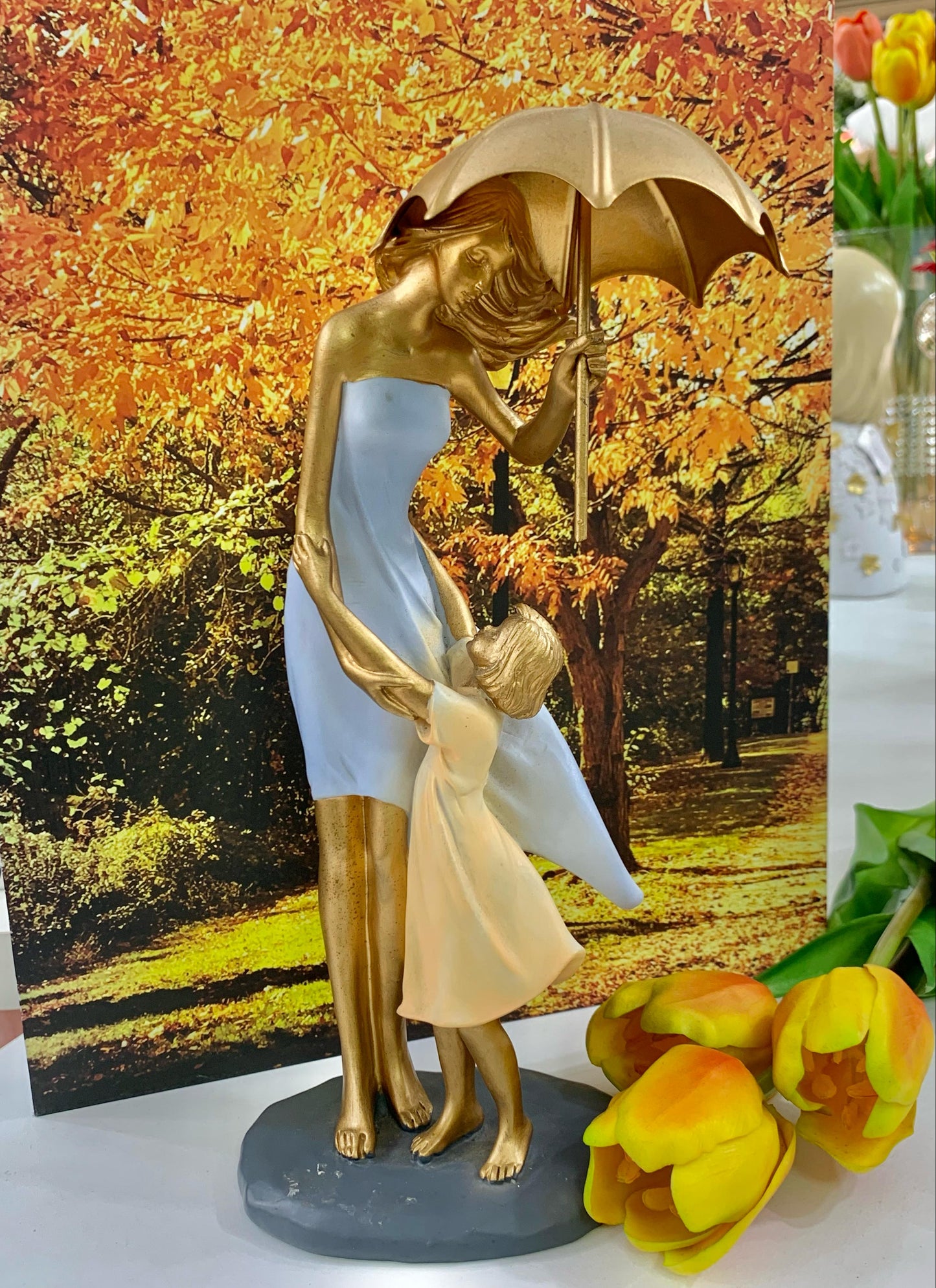 Figura Decorativa De Resina Família 11X9X31Cm - Wolff