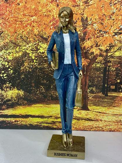 Estatueta Decorativa Empresária em Resina - Espressione