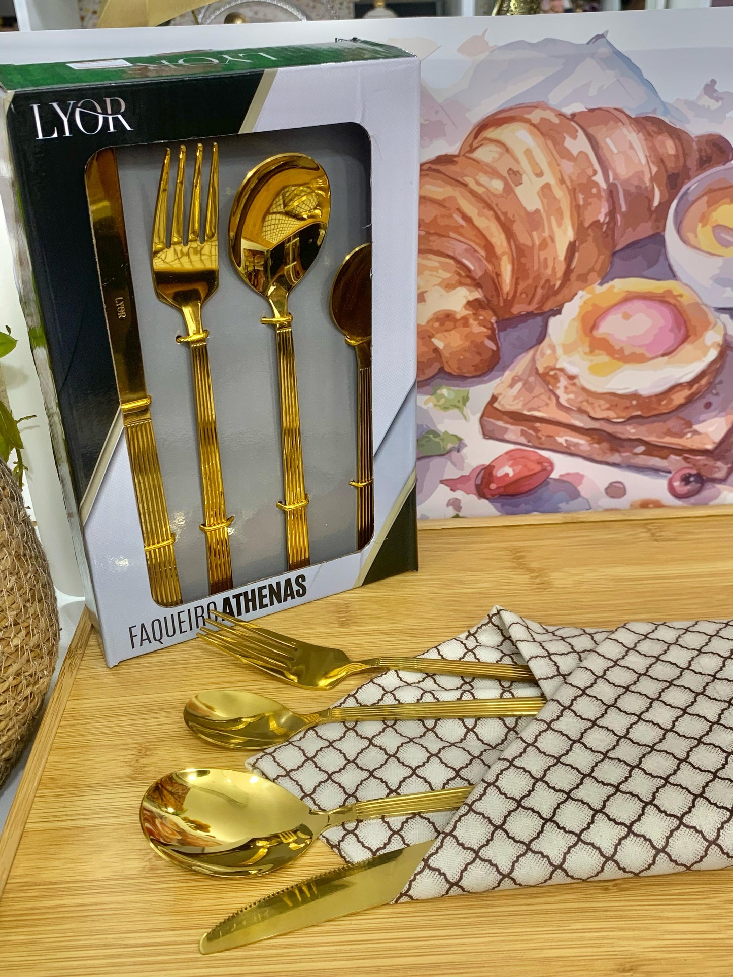 Faqueiro Talheres Dourado 16 Peças Inox Luxuoso Athenas Lyor