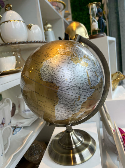 Globo Decorativo de Plástico e Metal 22x20x26,5cm - Wolff