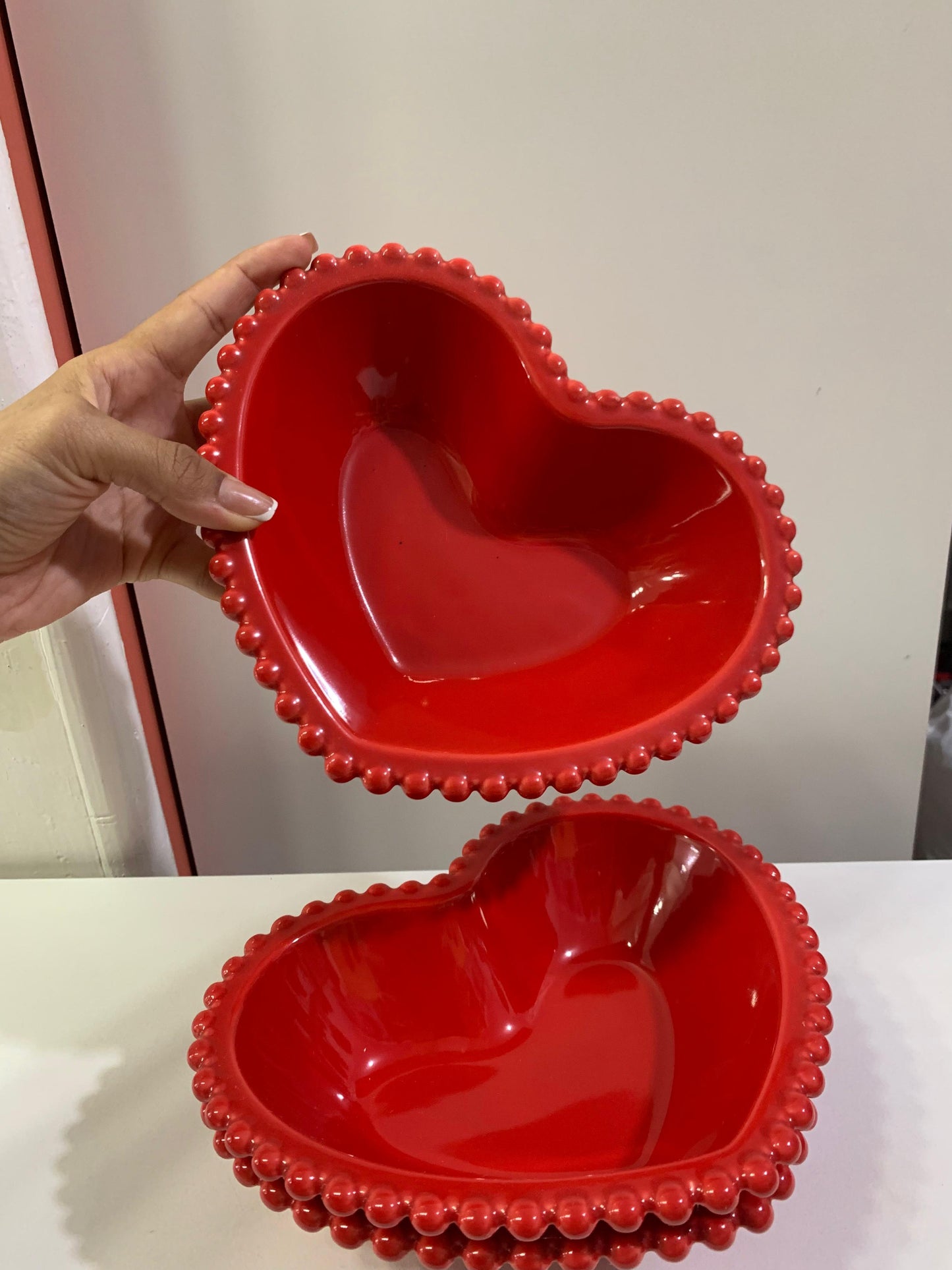 SALADEIRA PORCELANA CORAÇÃO BEADS VERMELHO 21X18X6CM - BON GOURMET